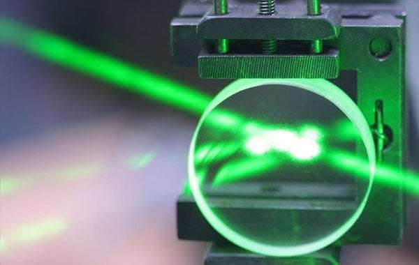 Επιστήμονες υποστηρίζουν πως κατασκεύασαν το ισχυρότερο «super laser»